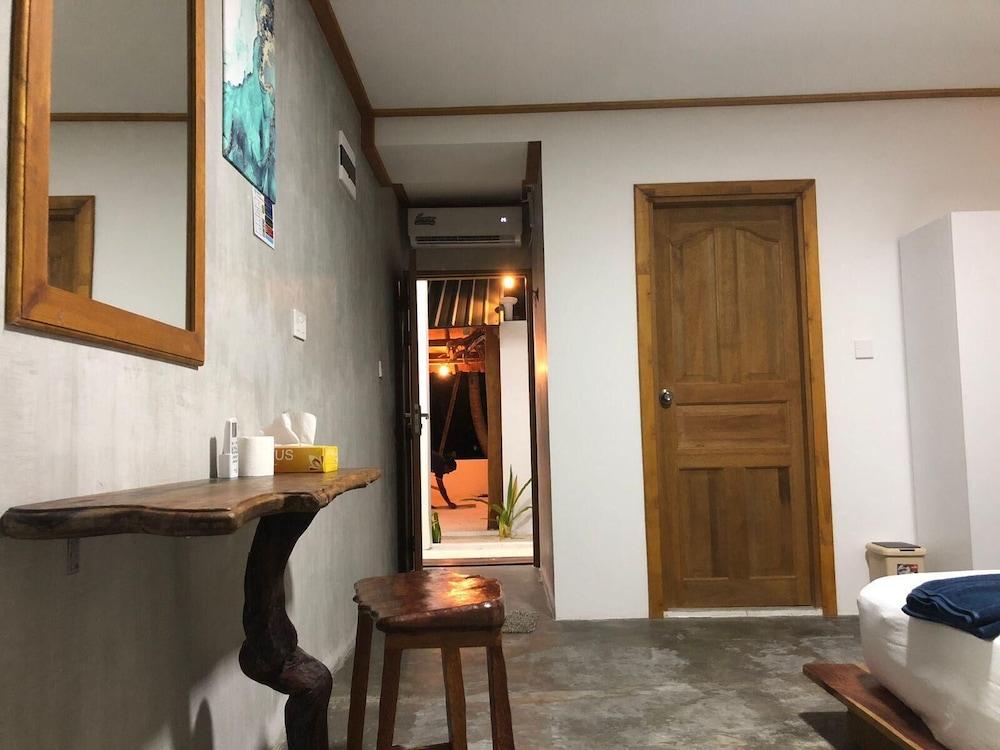 Dive and Sleep - All Inclusive Diving Guesthouse - 3 Dives per day