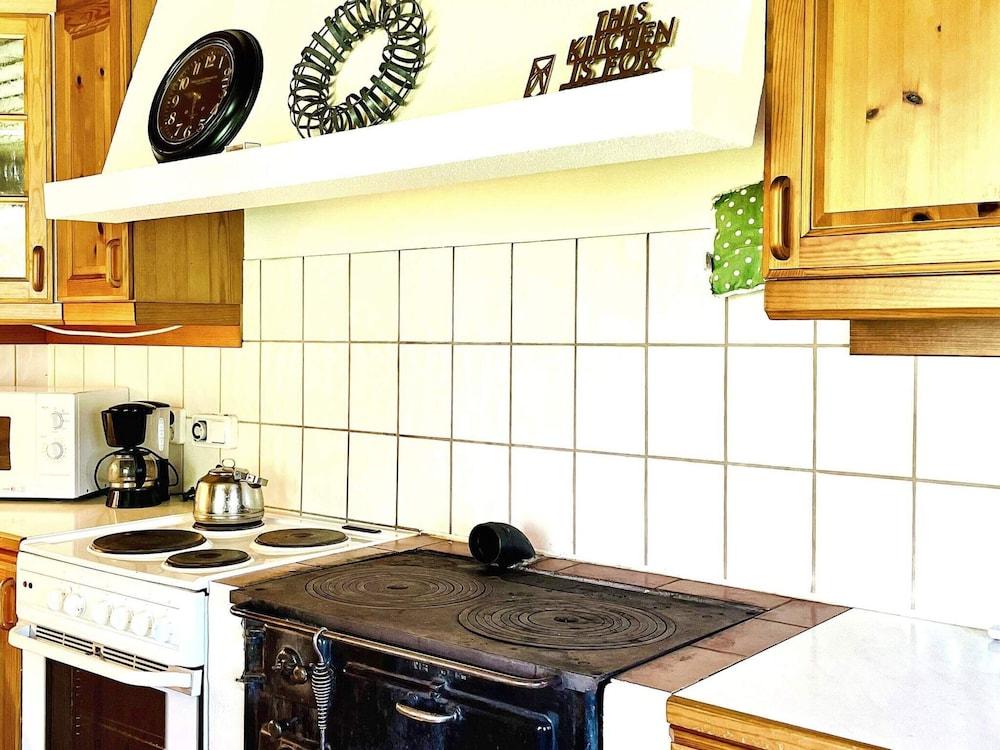 4 Star Holiday Home in Bralanda