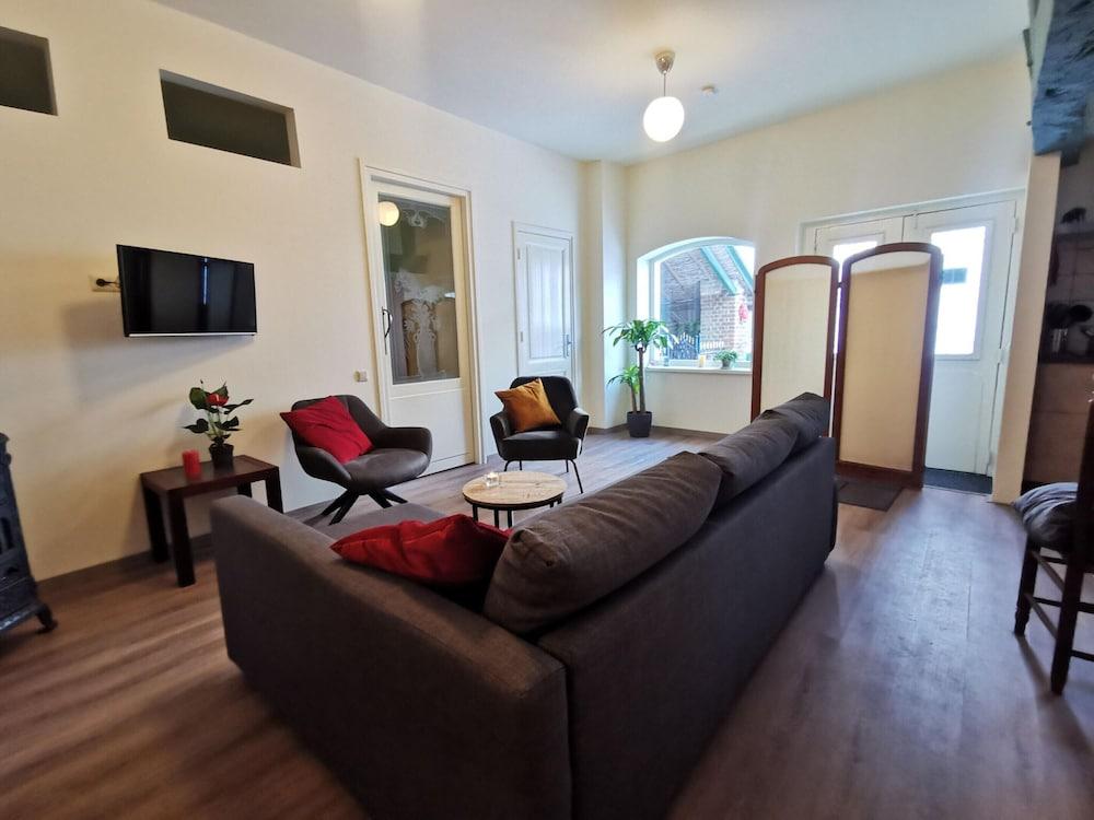 Modernized Holiday Home With Terrace