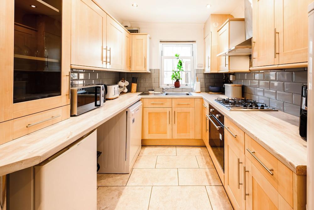 Granada Road Seaside House