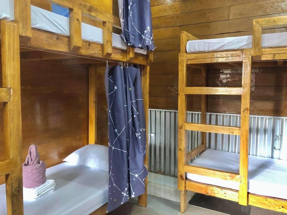 Eyy Hostel Panglao of Sachiro Group Corp