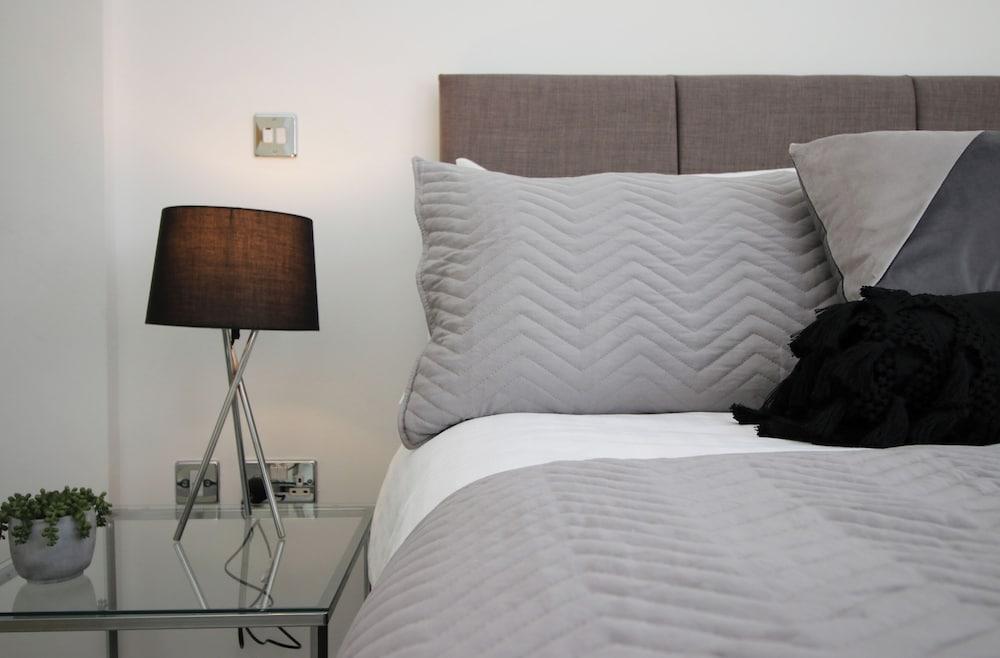 Dray Court-Cardiff City centre