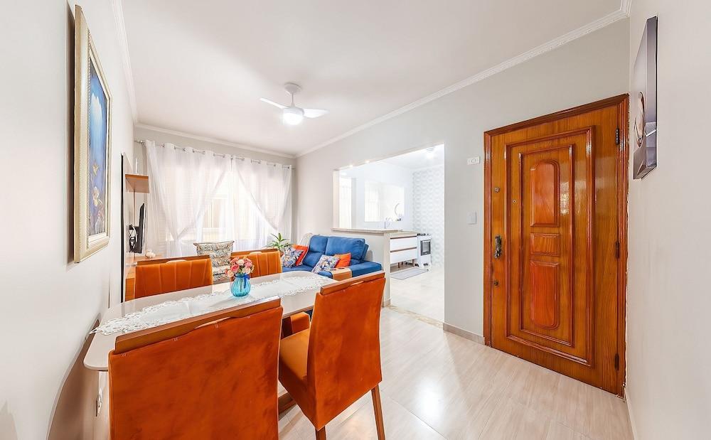 Charmoso Apto com piscina no Caiçara