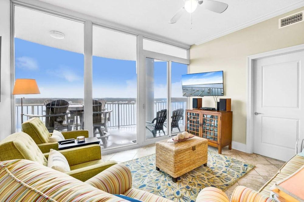 Bel Sole 1102 Spacious Water View Beach Access