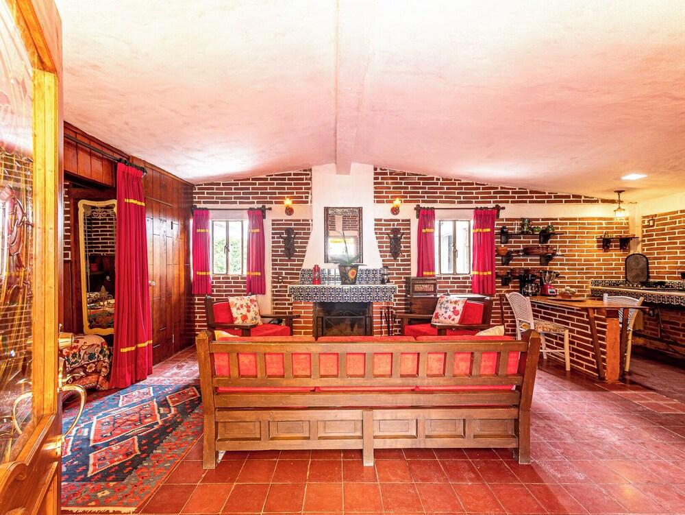 Cabañas Elsa María