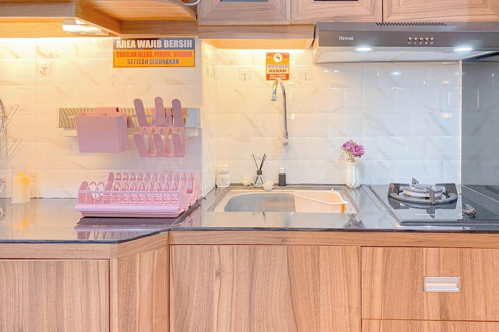 Studio At Transpark Juanda Bekasi Timur Apartment