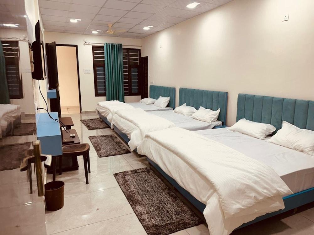 Goroomgo Bhanu Palace Rudraprayag