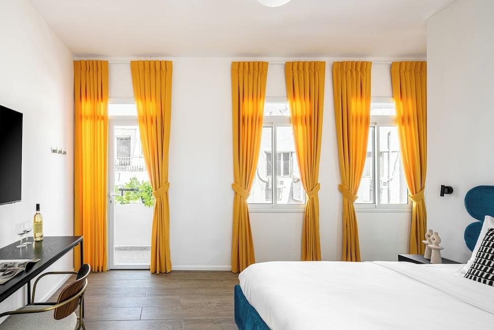 Mate Levinski - By HOMY