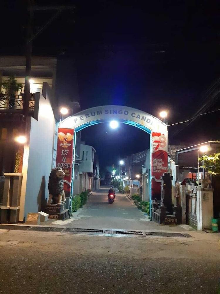 Homestay Cendana Candi-1