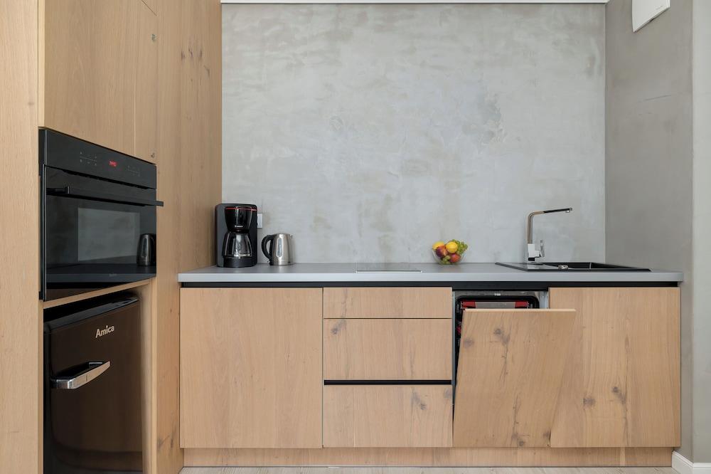 Bel Mare Stylish Apartment by Renters