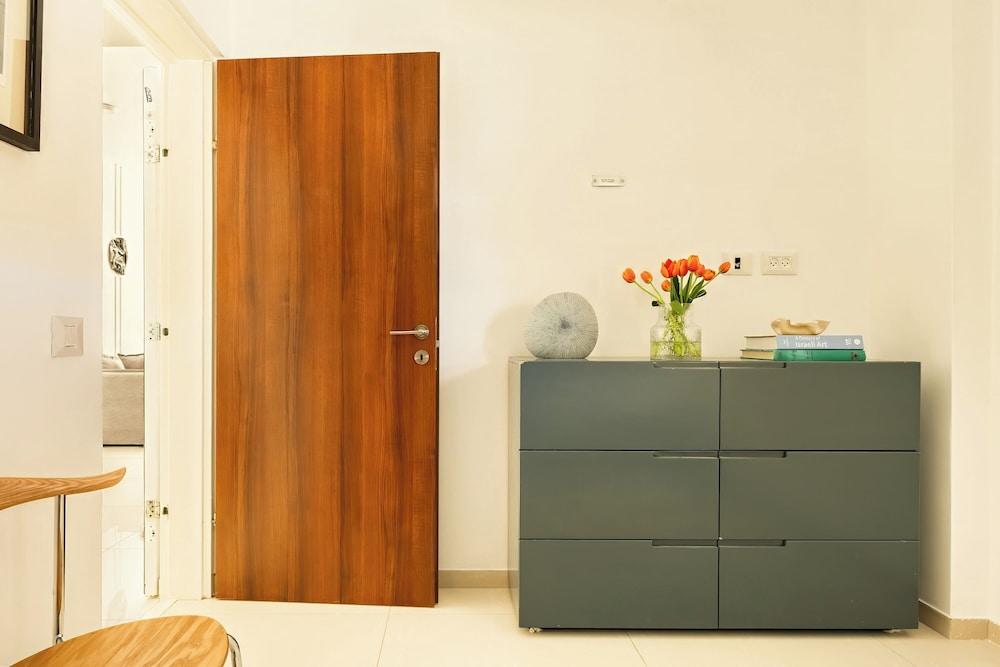 Shenkin Eclectic Blue Apt by Sea N' Rent