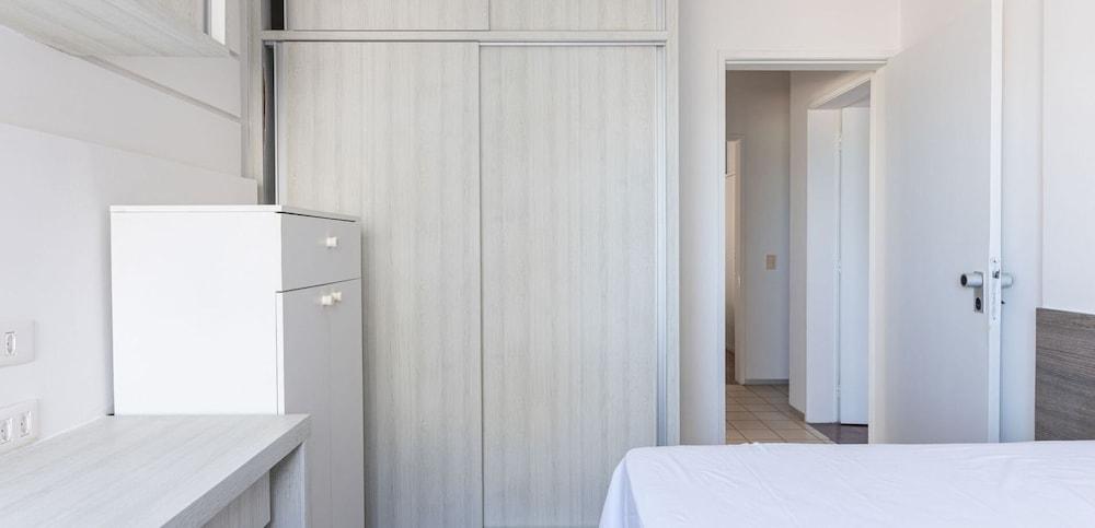 Excellent 3 Bedrooms in Navegantes in Boa Viagem tranquility and proximity to the beach SAL802A