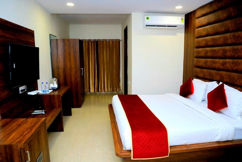Pineberry Hotels Amritsar