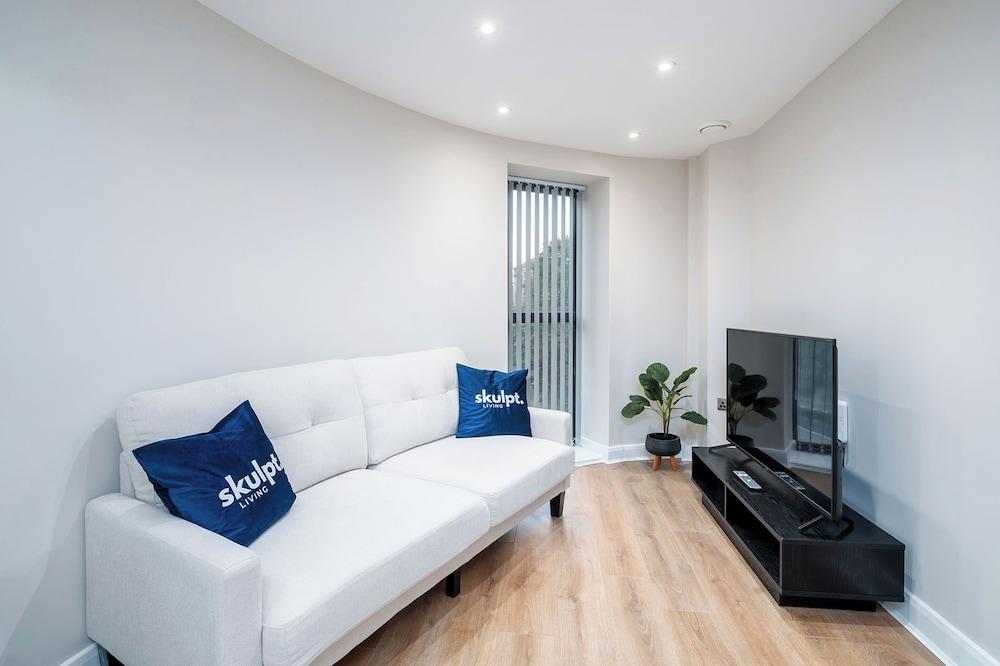 Charm of Leeds in With A Stylish Getaway