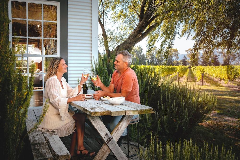 St Leonards Vineyard Cottages