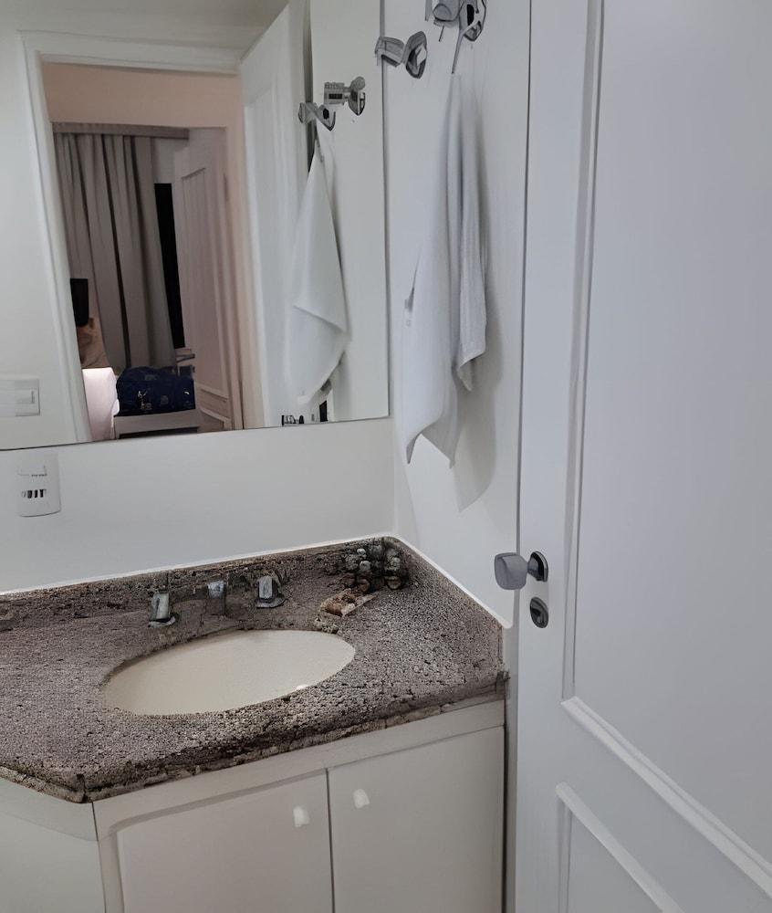 Get a Flat 94B Impecável - Berrini SP