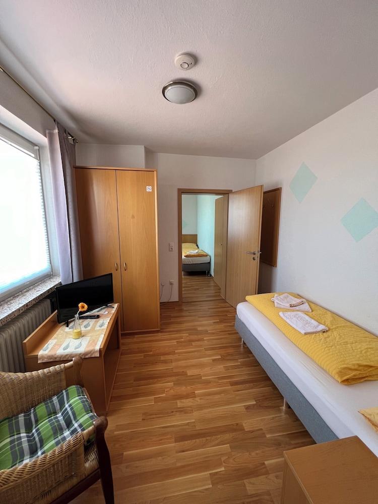 Gasthaus & Metzgerei Besenhardt