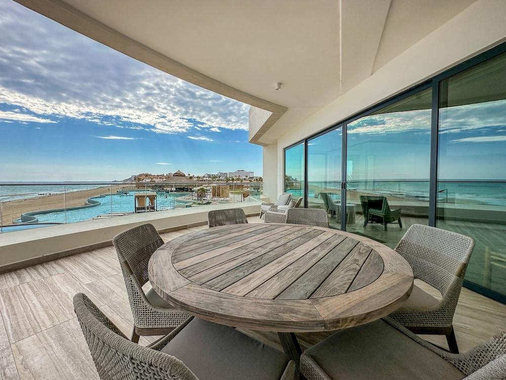 3BR Ground Floor Condo With Direct Pool Access