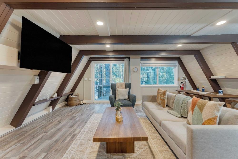 Speckled by Avantstay Modern Interior, 0.5mi to Lake!