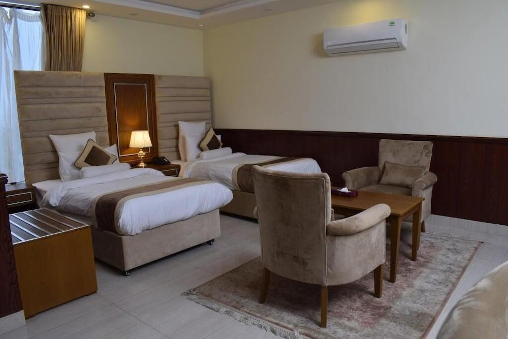 Al Nafoura Hotel Lahore