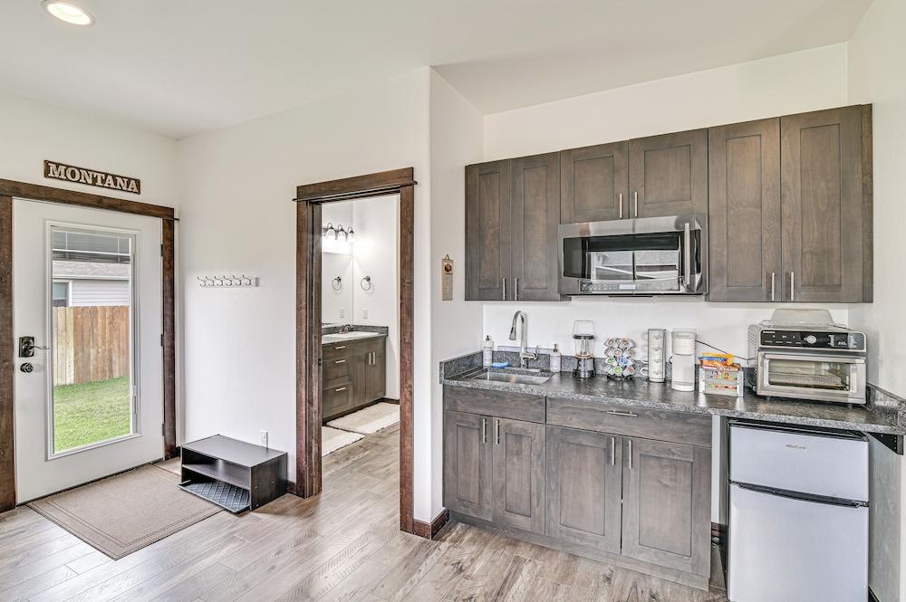 Belgrade Studio w/ Mountain Views: Near Bozeman!