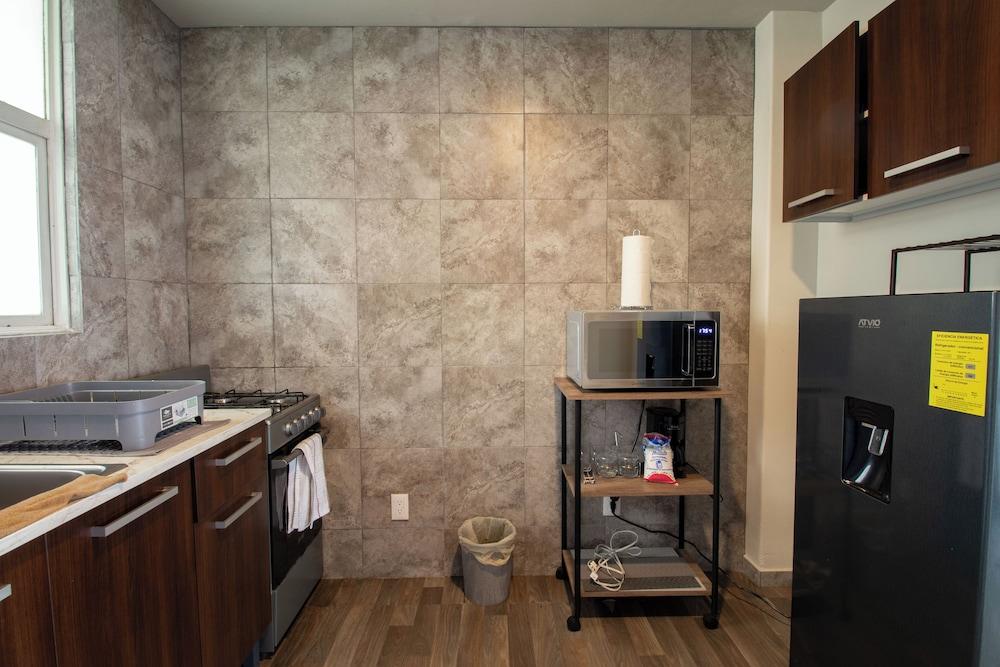 Polanco 3BR - Sleeps 10, Parking- Elevator-laundry