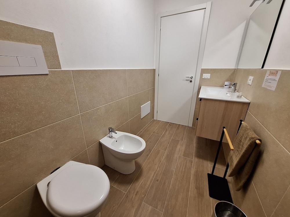 Room-triple Double Room