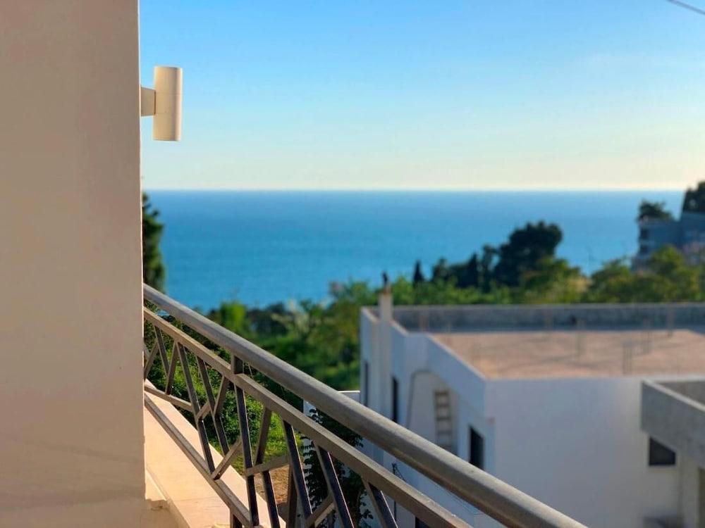 Room-blue Studio With Sea View