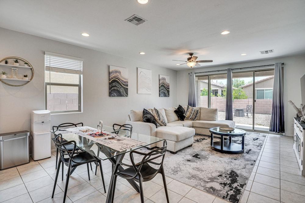 Quiet Tucson Vacation Home: 12 Mi to Downtown!