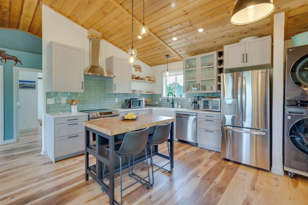 24-00050 Mtn Views & Deck: Fairplay Cabin