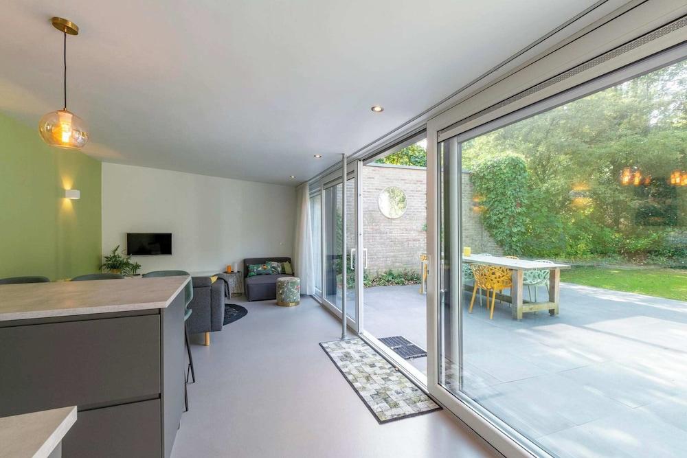 Lovely Bunglow With Patio