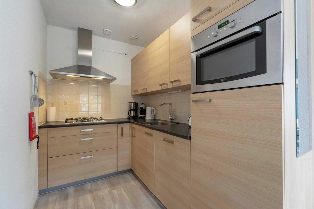 Cozy Apartment Near Beach