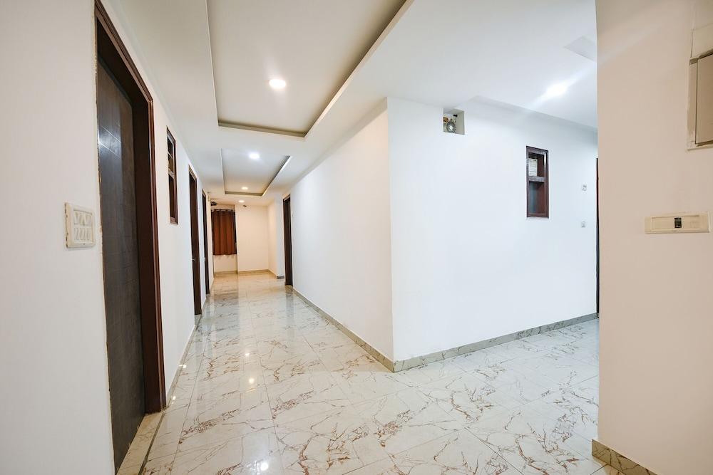 Fabhotel Grand Villa