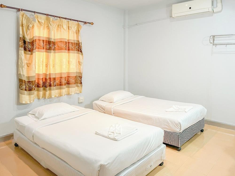 Ranong Resort and Laguna