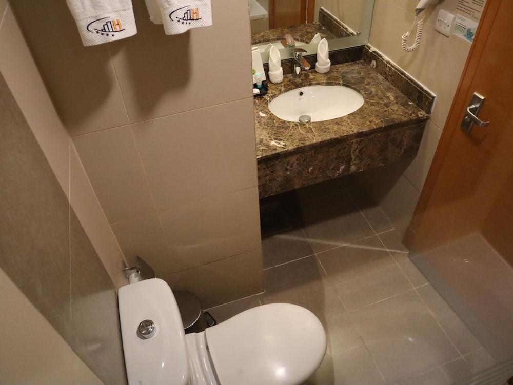 Al Mukhtara Plaza Hotel