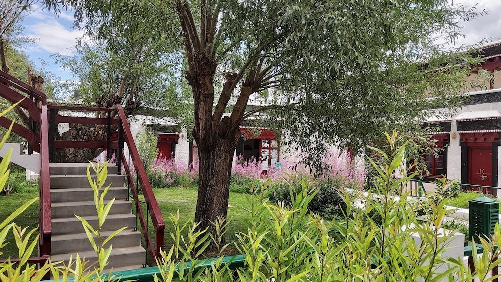 Lharimo North Cottage