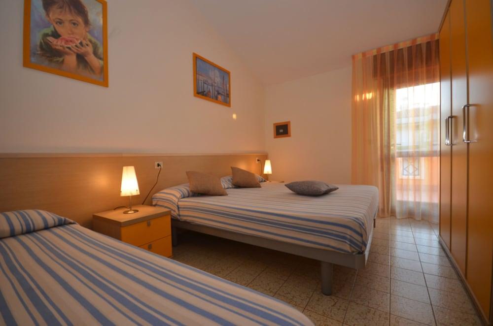 Selene C1-7 in Bibione