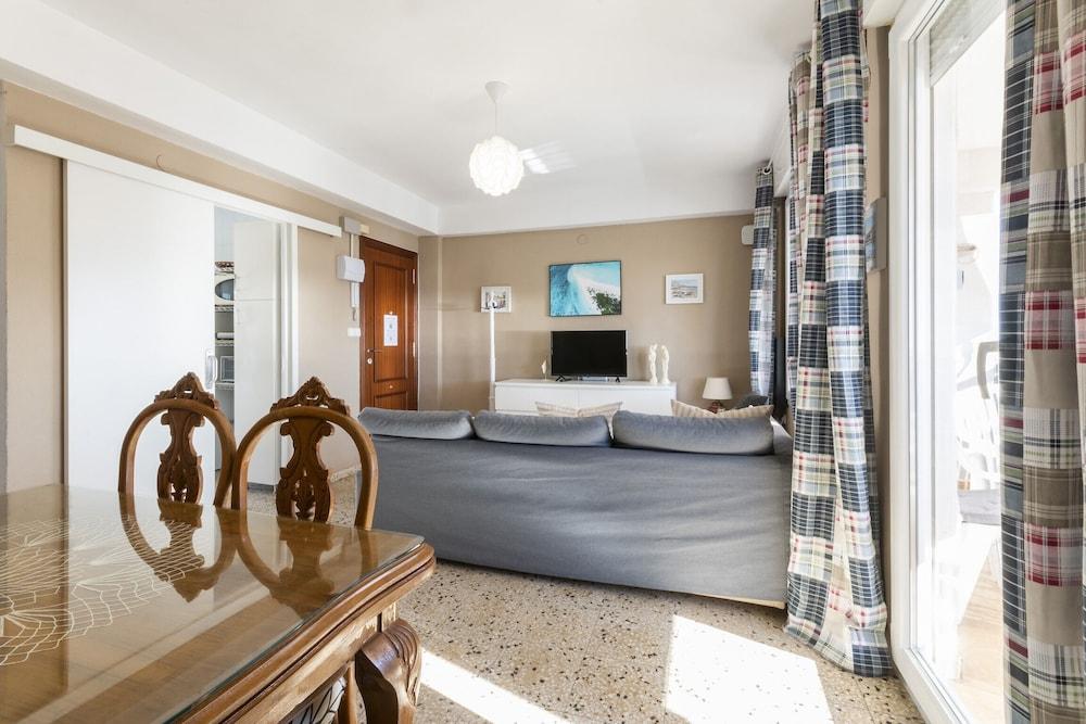 Abaco in Xeraco With 3 Bedrooms and 1 Bathrooms