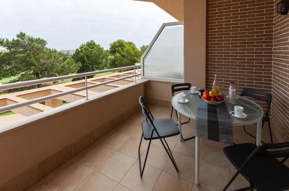 Buganvilla in Oliva With 1 Bedrooms and 1 Bathrooms