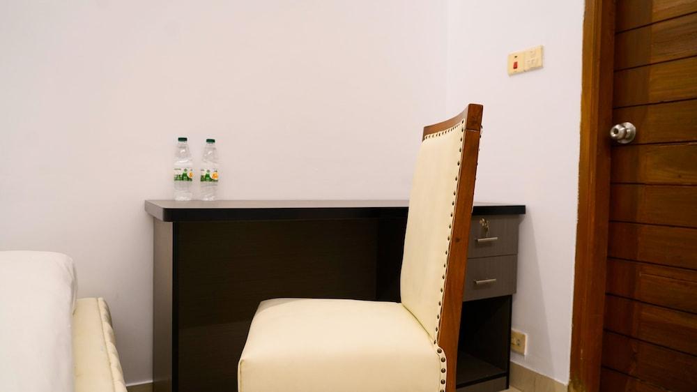 Maya By Xpressmall Hotels & Resorts