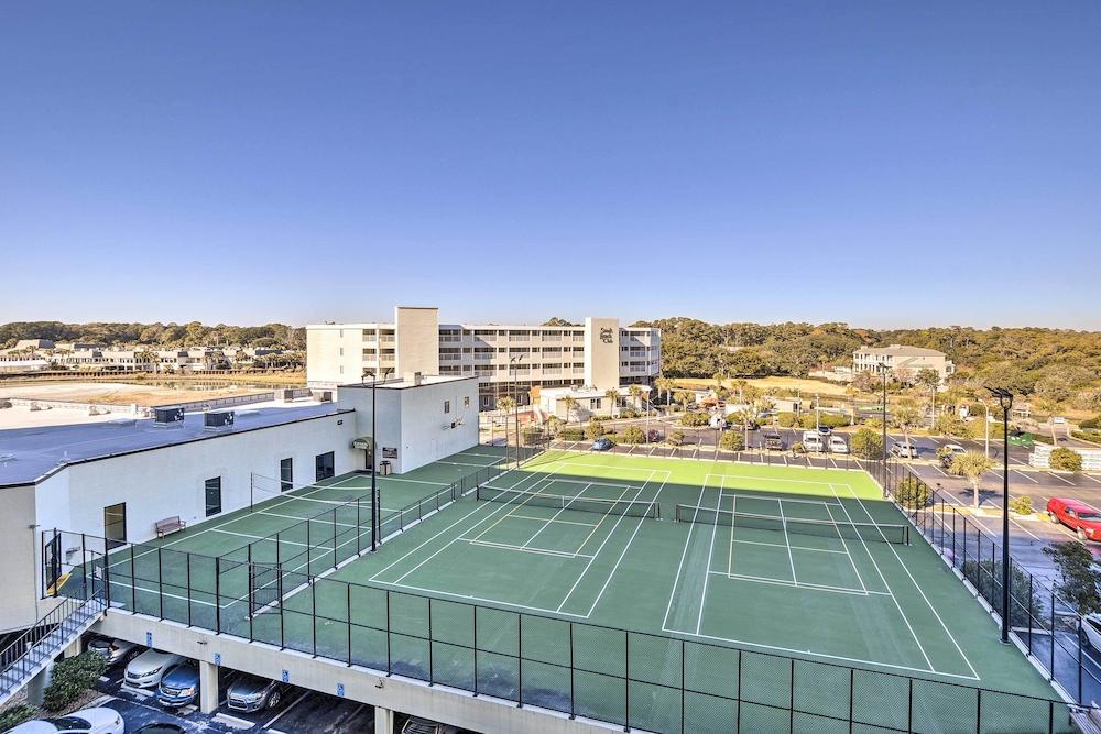 On-site Ocean Access: Condo in Myrtle Beach