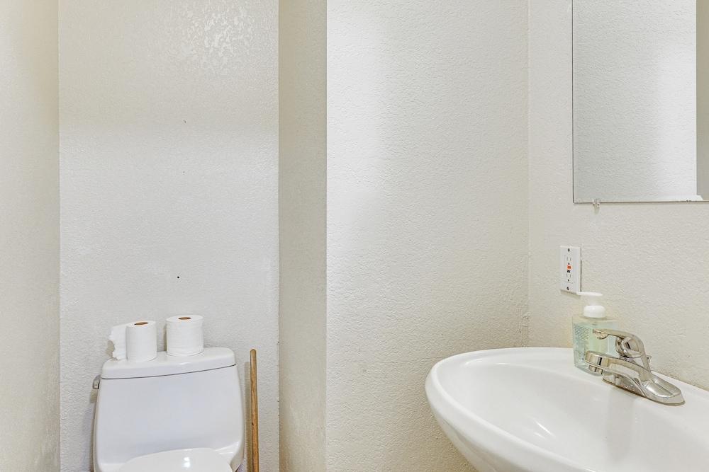 Forest-view Haven w/ Game Room: Tahoe City Gem!