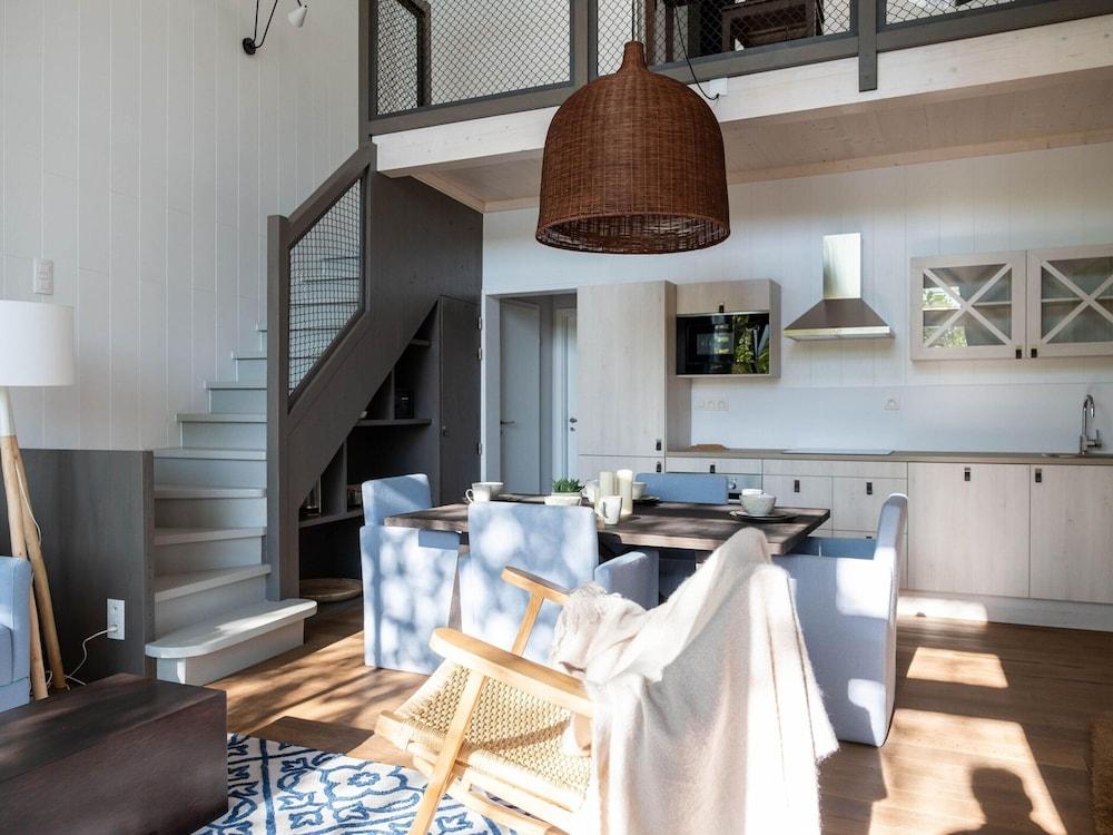 Elegant Nature Retreat