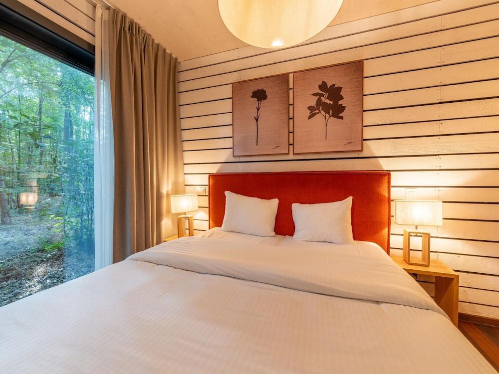 Cozy Forest Escape, Hainaut