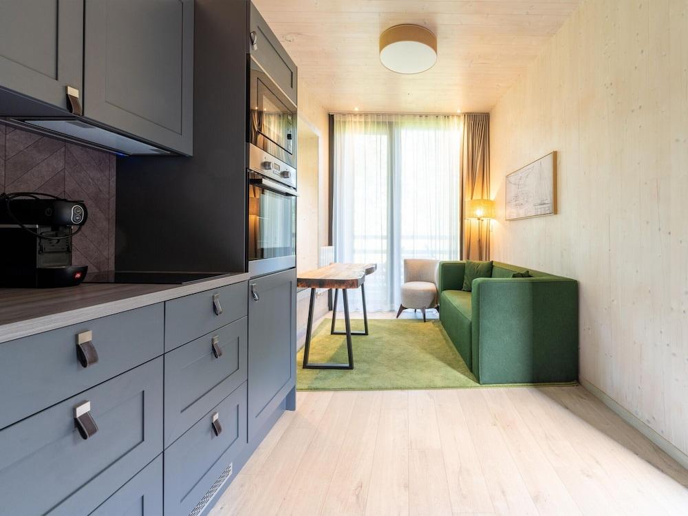 Suite in Forest Dockside Near Tournai