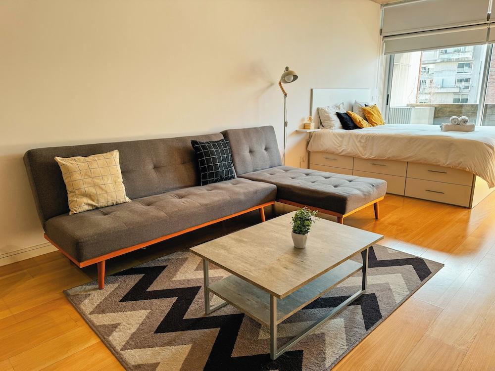 BT Homes - Palermo, Soler