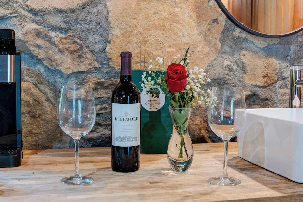 Furry Lodge and Suites