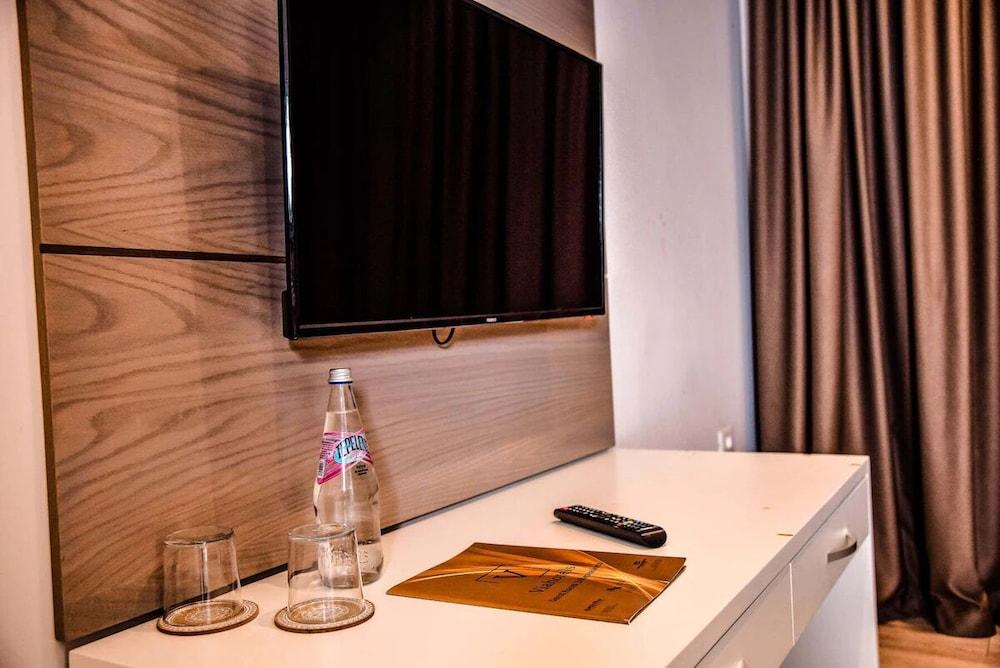 VH Broad Way Tirana Center Hotel