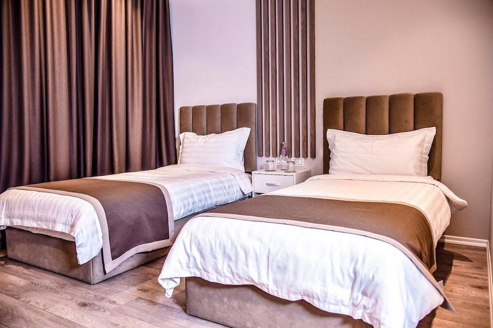 VH Broad Way Tirana Center Hotel