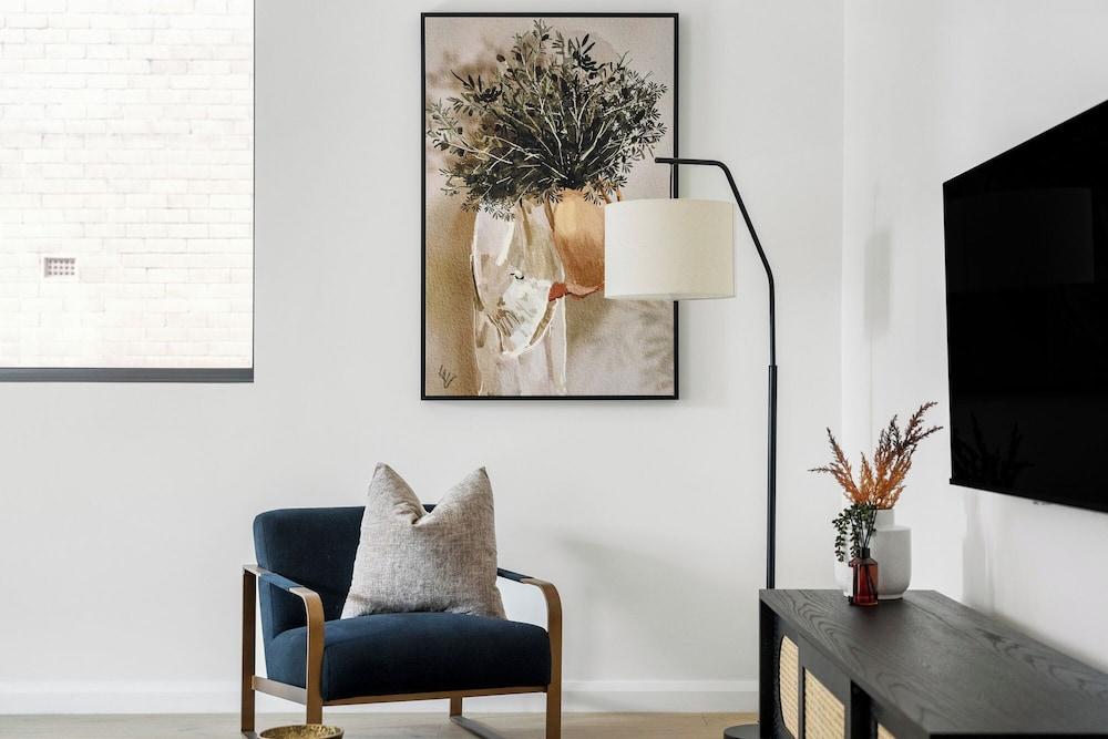 The Henrietta Apartments by Urban Rest